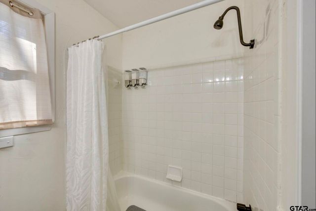 15074 Saline Dr, Bullard, TX 75757