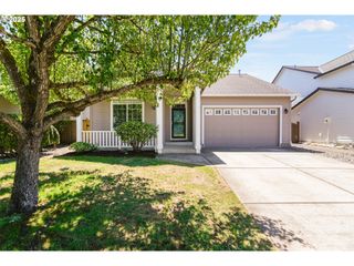 323 Nw 150TH Way, Vancouver, WA 98685