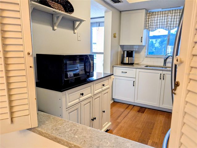 4133 HERON WAY E-202, Bradenton, FL 34205