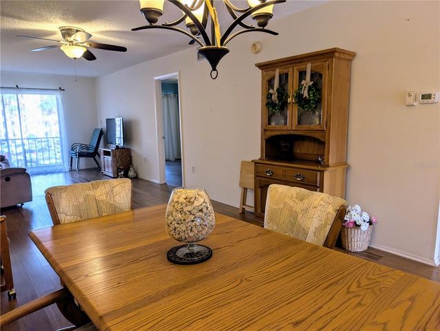 4133 HERON WAY E-202, Bradenton, FL 34205