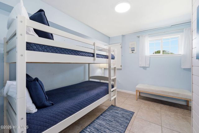 205 Oyster Lane, N Topsail Beach, NC 28460