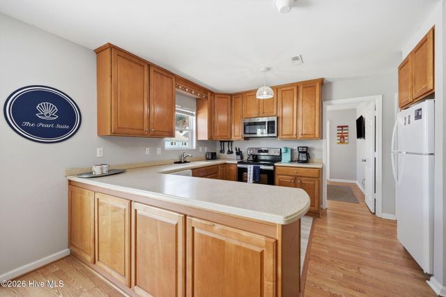 205 Oyster Lane, N Topsail Beach, NC 28460
