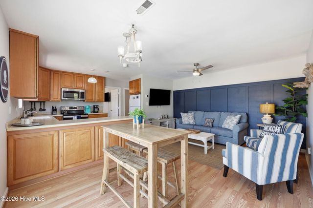 205 Oyster Lane, N Topsail Beach, NC 28460