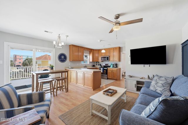 205 Oyster Lane, N Topsail Beach, NC 28460