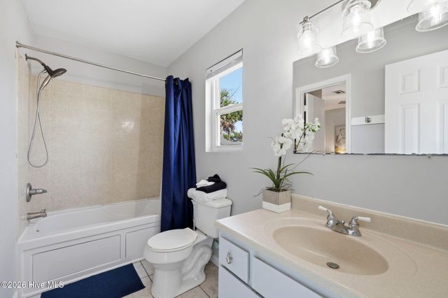 205 Oyster Lane, N Topsail Beach, NC 28460