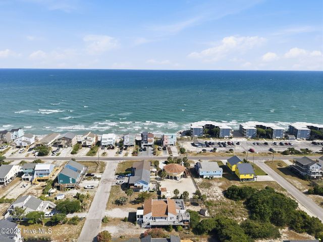 205 Oyster Lane, N Topsail Beach, NC 28460