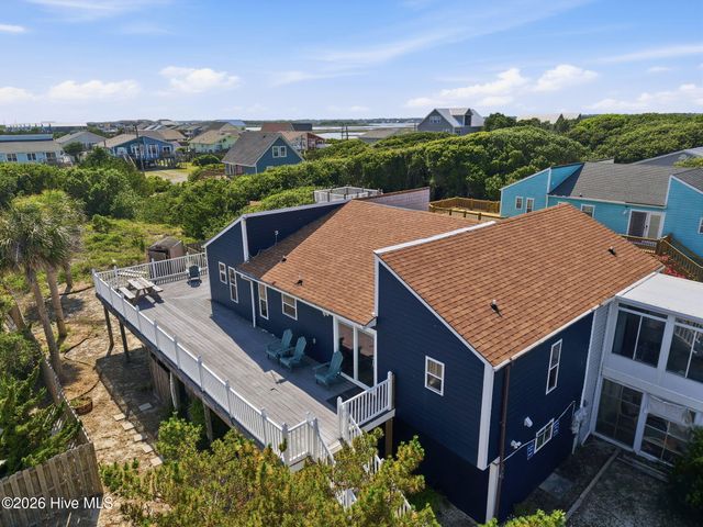 205 Oyster Lane, N Topsail Beach, NC 28460
