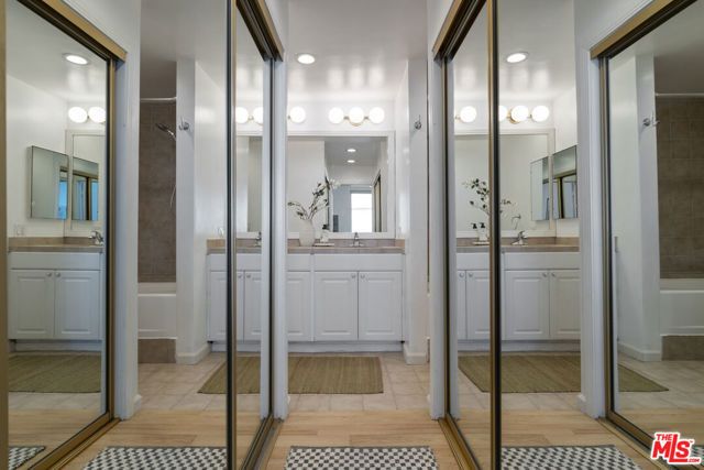 100 S Venice Boulevard 3, Venice (los Angeles), CA 90291