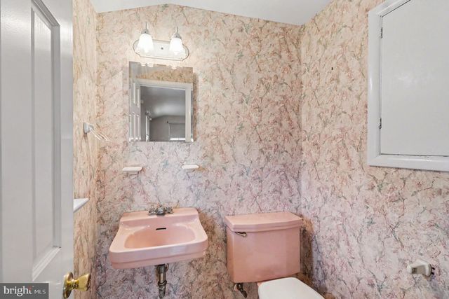 308 WILLOWBROOK RD, Horsham, PA 19044