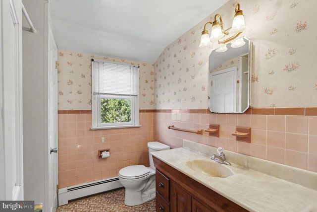 308 WILLOWBROOK RD, Horsham, PA 19044