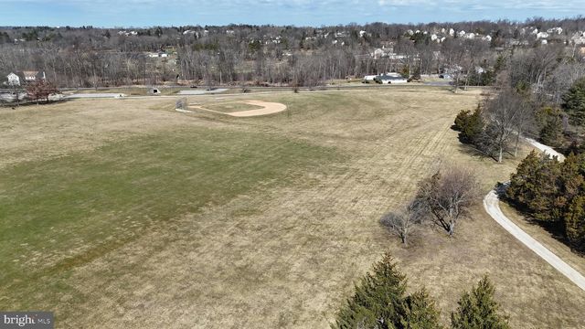 308 WILLOWBROOK RD, Horsham, PA 19044