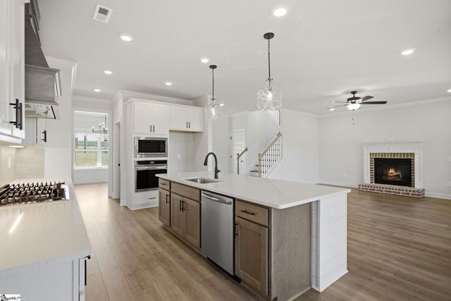 97 Boggs Road, Pelzer, SC 29669