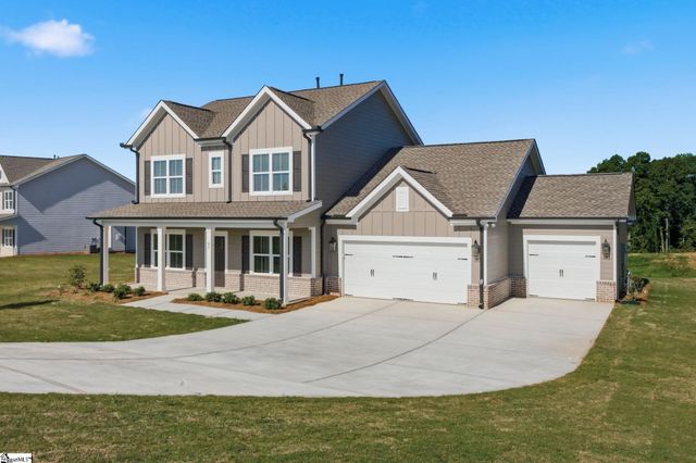 97 Boggs Road, Pelzer, SC 29669