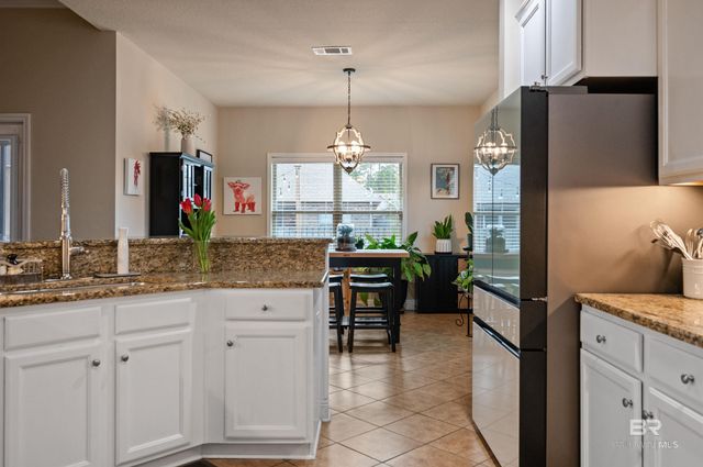 6045 Andhurst Drive, Gulf Shores, AL 36542