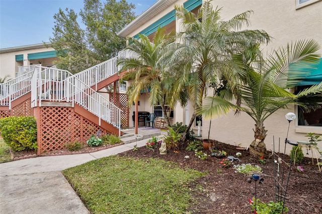 6499 99TH WAY N 18B, St Petersburg, FL 33708