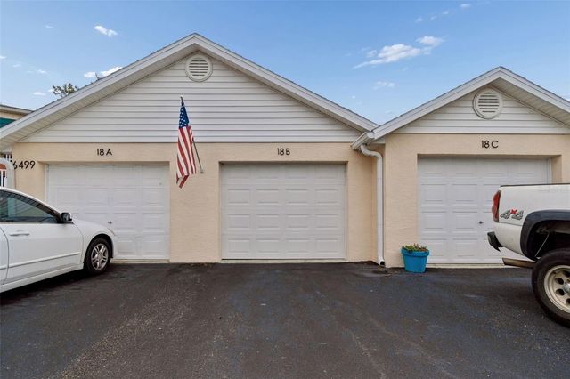 6499 99TH WAY N 18B, St Petersburg, FL 33708