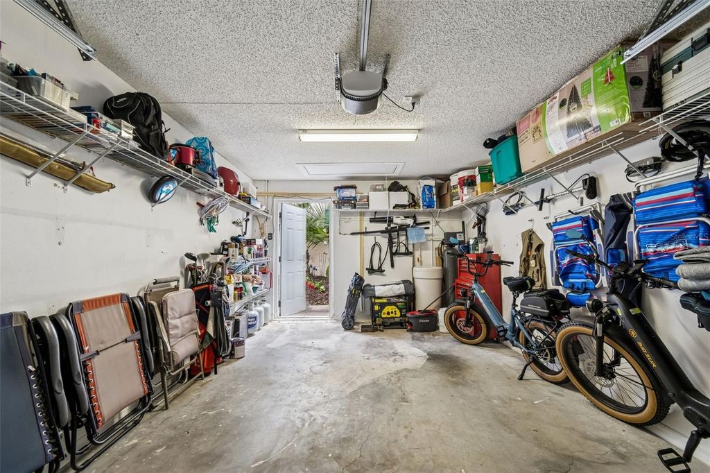 Image 51 of property listing at 6499 99TH WAY N 18B, St Petersburg, FL 33708