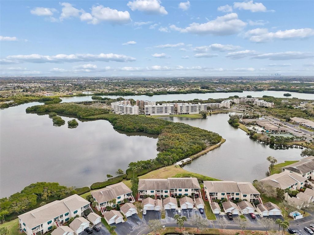 Image 68 of property listing at 6499 99TH WAY N 18B, St Petersburg, FL 33708