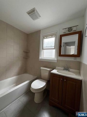 316 William Street, Harrison, NJ 07029