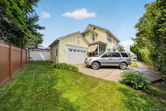 35-38 169th Street, Flushing, NY 11358