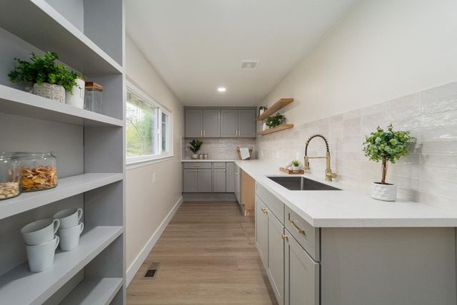 5076 Cocoa Palm Way, Fair Oaks, CA 95628