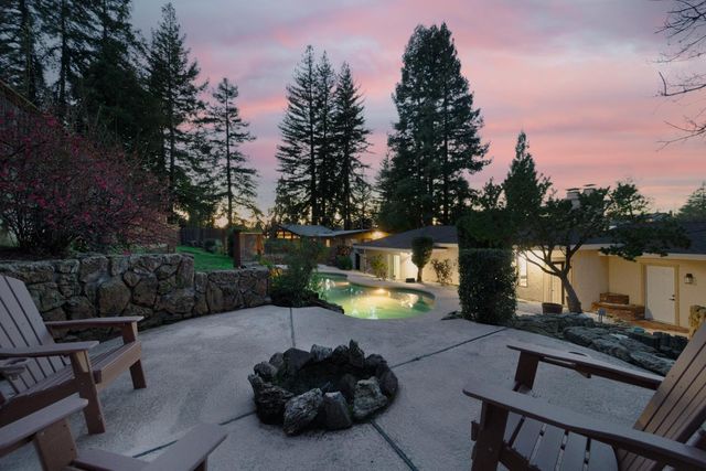 5076 Cocoa Palm Way, Fair Oaks, CA 95628