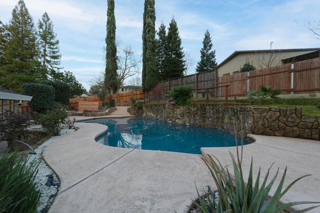 5076 Cocoa Palm Way, Fair Oaks, CA 95628