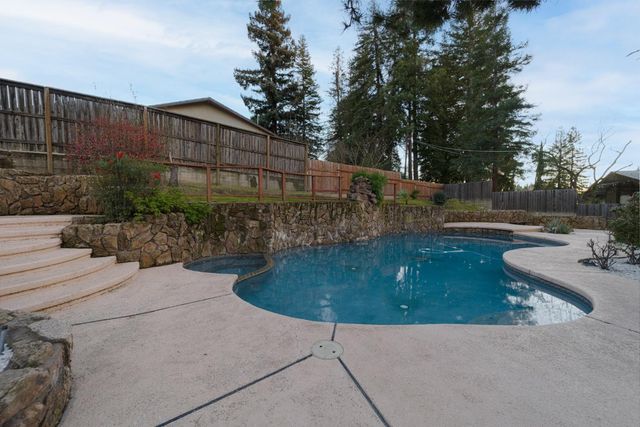 5076 Cocoa Palm Way, Fair Oaks, CA 95628