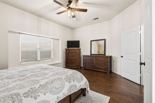 6810 Volunteer Drive, Greenville, TX 75402