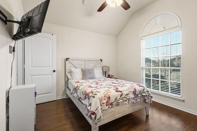 6810 Volunteer Drive, Greenville, TX 75402