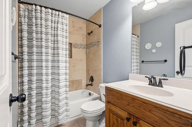 6810 Volunteer Drive, Greenville, TX 75402