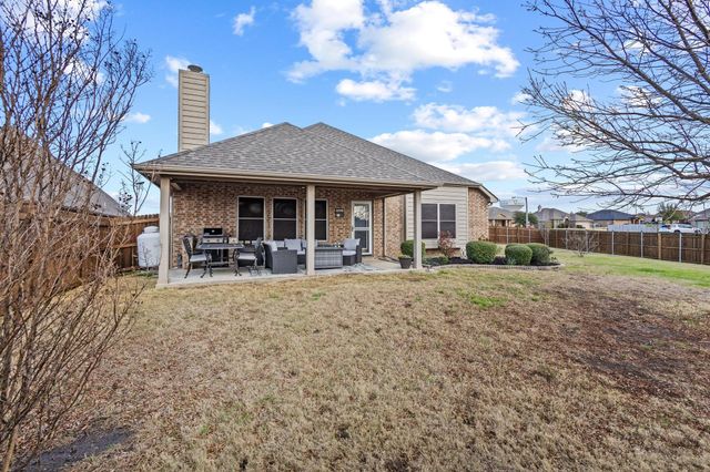 6810 Volunteer Drive, Greenville, TX 75402
