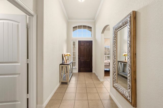 6810 Volunteer Drive, Greenville, TX 75402