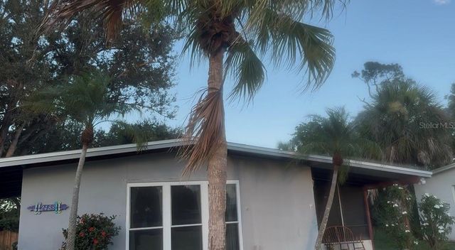 2488 WARNE STREET, Port Charlotte, FL 33952