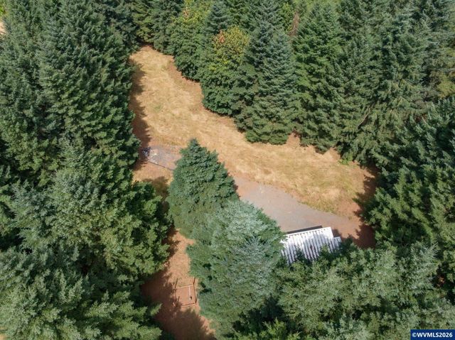 19601 NE Trunk Rd, Dundee, OR 97115