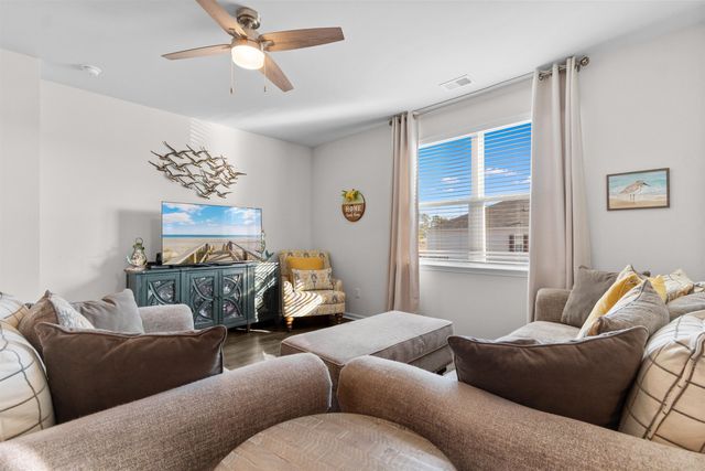 2140 Ainsley Dr., Little River, SC 29566