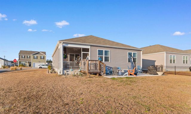 2140 Ainsley Dr., Little River, SC 29566