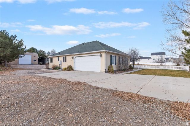 13064 S LAZY CREEK RD, Herriman, UT 84096
