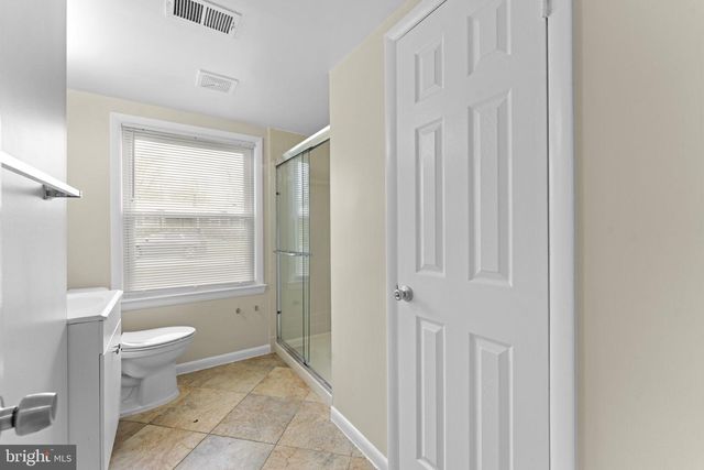 3003 RAYMOND CT, Fort Washington, MD 20744