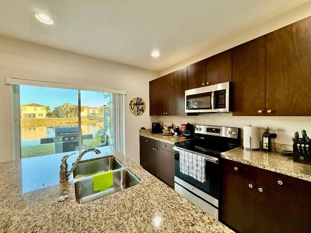 2621 NW Treviso Circle, Port St. Lucie, Port St Lucie, FL 34986