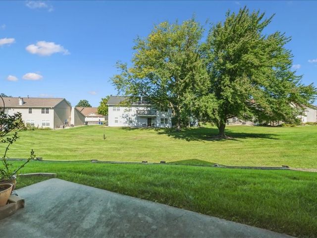 3608 Foxborough Terrace NE B, Cedar Rapids, IA 52402