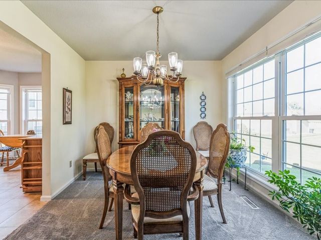 3608 Foxborough Terrace NE B, Cedar Rapids, IA 52402