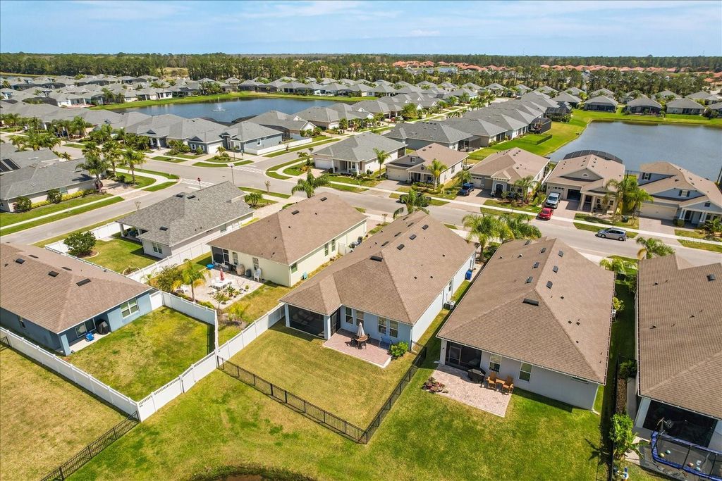 Image 40 of property listing at 224 VENETIAN PALMS BOULEVARD, New Smyrna Beach, FL 32168