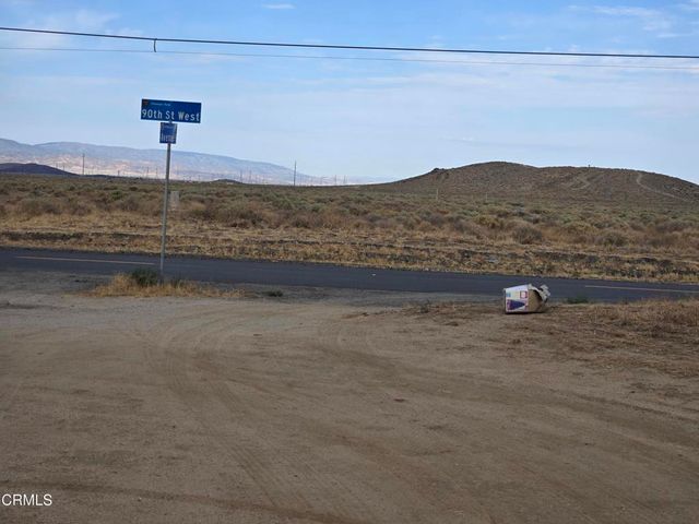 90 W Avenue B-2, Lancaster, CA 93536
