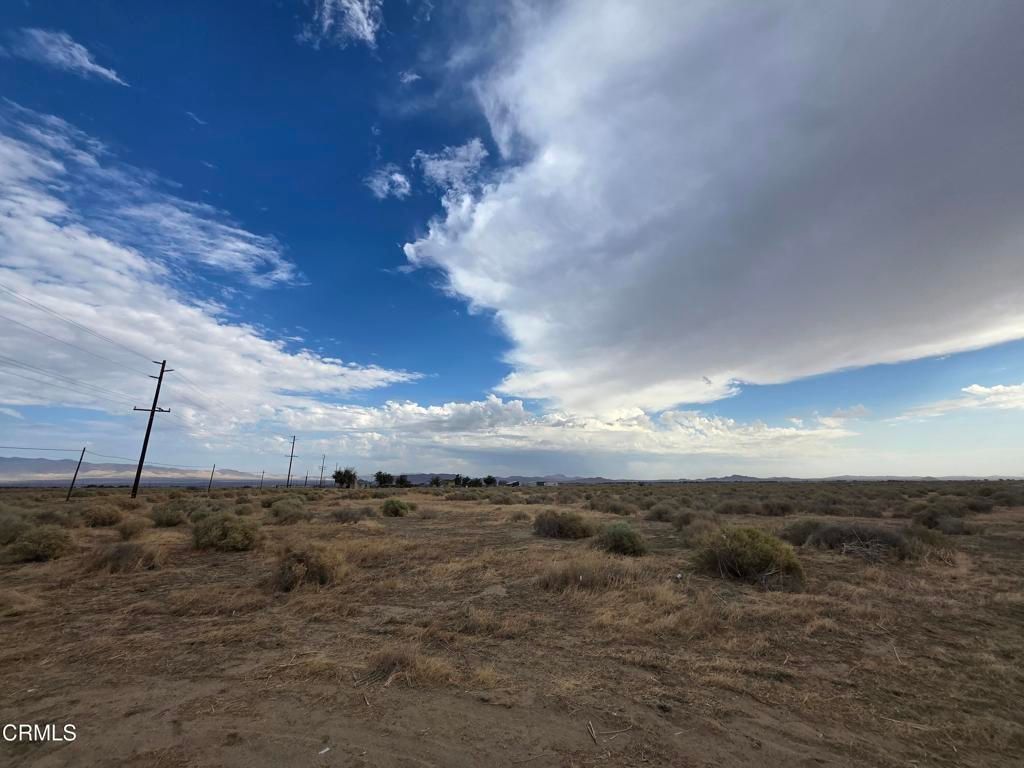 90 W Avenue B-2, Lancaster, CA 93536