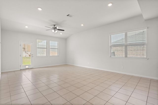 2124 Hat Bender LOOP, Round Rock, TX 78664