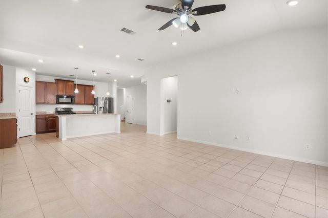 2124 Hat Bender LOOP, Round Rock, TX 78664