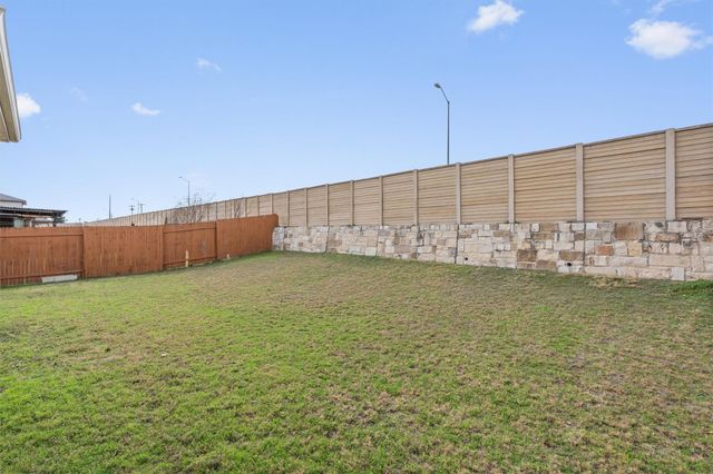 2124 Hat Bender LOOP, Round Rock, TX 78664