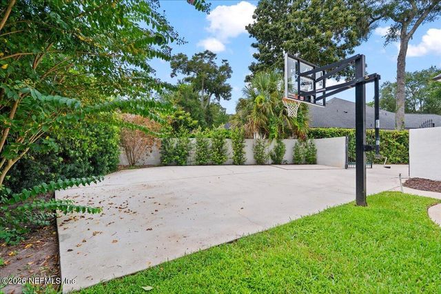 13832 ADMIRALS BEND Drive, Jacksonville, FL 32225