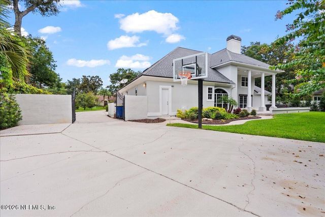 13832 ADMIRALS BEND Drive, Jacksonville, FL 32225